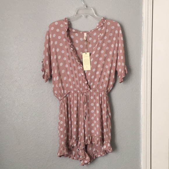 Polka dot pink romper - Picture 3 of 7